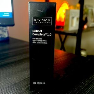 NWT Revision Retinol Complete 1.0